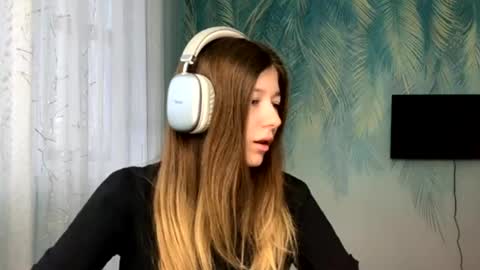 Kate online show from March 29, 11:43 am