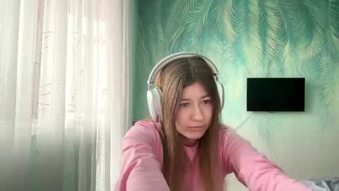 Kate online show from April 16, 6:36 am