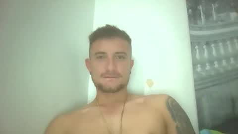 Snapshot of lokillo2703 chatting on December 19, 11:34 pm loki online show from December 19, 11:34 pm