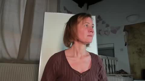 Snapshot of lola_belgium chatting on March 2, 4:32 pm lola_belgium online show from March 2, 4:32 pm