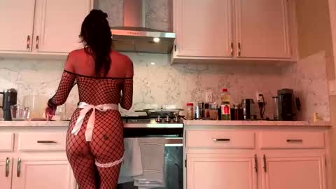 lola_la_lita online show from September 22, 6:10 pm