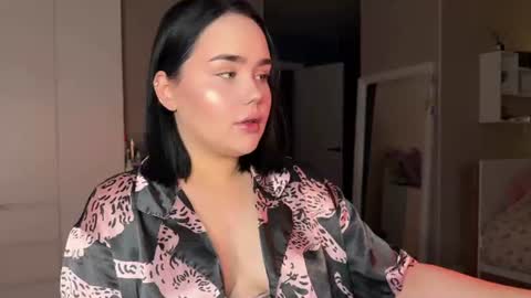lola_razee online show from July 12, 10:34 pm