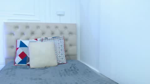 Snapshot of lola_red956680 chatting on January 9, 7:15 pm lola red online show from January 9, 7:15 pm