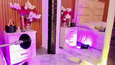 Lola Angel online show from February 27, 7:58 pm