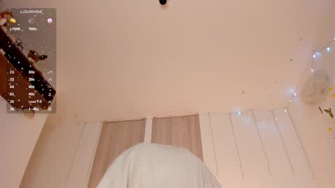 Snapshot of lolaberry_ chatting on January 26, 9:08 am Lola Berry online show from January 26, 9:08 am