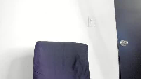 Snapshot of lolabunnysc chatting on June 9, 12:06 pm lolabunnysc online show from June 9, 12:06 pm