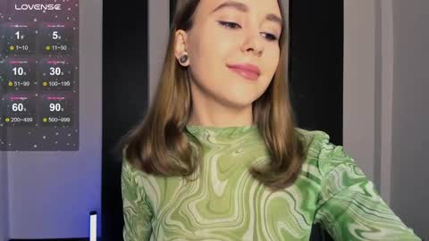 Snapshot of lolabunnyz chatting on February 26, 6:54 pm Lola3 online show from February 26, 6:54 pm