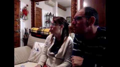 Snapshot of lolahueso chatting on January 31, 8:12 pm LOLA HUESO y ERIC online show from January 31, 8:12 pm