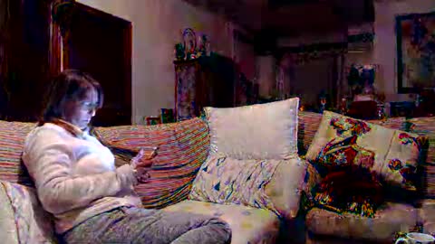 Snapshot of lolahueso chatting on February 3, 5:35 pm LOLA HUESO y ERIC online show from February 3, 5:35 pm