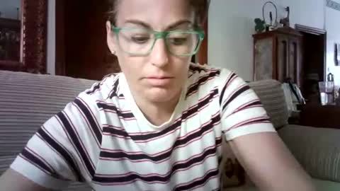 Snapshot of lolahueso chatting on February 15, 10:11 am LOLA HUESO y ERIC online show from February 15, 10:11 am