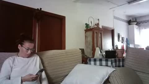 Snapshot of lolahueso chatting on February 28, 9:36 am LOLA HUESO y ERIC online show from February 28, 9:36 am