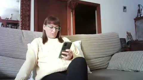 Snapshot of lolahueso chatting on March 10, 8:48 am LOLA HUESO y ERIC online show from March 10, 8:48 am