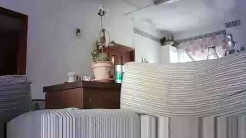Snapshot of lolahueso chatting on September 16, 8:37 am LOLA HUESO y ERIC online show from September 16, 8:37 am