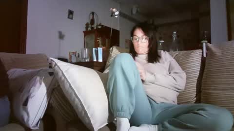 Snapshot of lolahueso chatting on January 5, 5:27 pm LOLA HUESO y ERIC online show from January 5, 5:27 pm