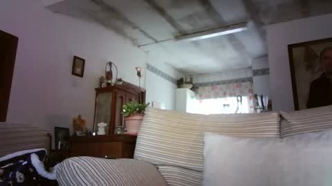 Snapshot of lolahueso chatting on February 5, 9:03 am LOLA HUESO y ERIC online show from February 5, 9:03 am