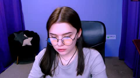 Snapshot of lolamrrr chatting on December 16, 12:49 pm Lola pvt is OPEN online show from December 16, 12:49 pm