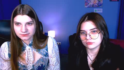 Snapshot of lolamrrr chatting on December 26, 7:24 am Lola pvt is OPEN online show from December 26, 7:24 am