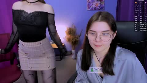 Snapshot of lolamrrr chatting on January 29, 9:44 am Lola pvt is OPEN online show from January 29, 9:44 am