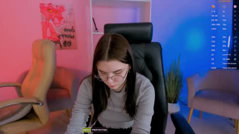 Snapshot of lolamrrr chatting on February 8, 4:04 pm Lola pvt is OPEN online show from February 8, 4:04 pm