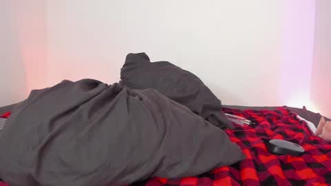 Lola online show from December 9, 11:13 pm