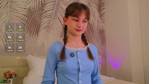 Lola online show from April 12, 1:43 am