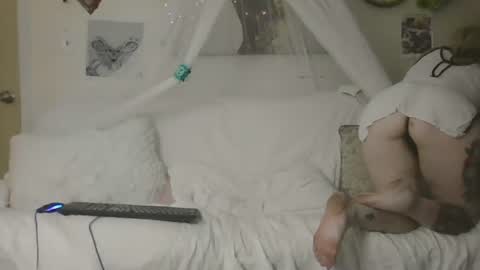 Snapshot of lollipop256080 chatting on October 21, 5:52 am Lollipop Queen online show from October 21, 5:52 am