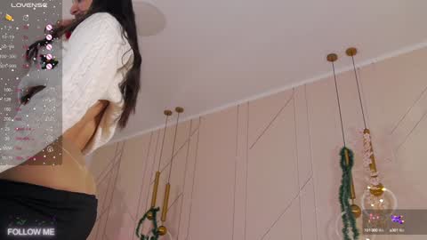 Lolly online show from December 30, 11:15 am