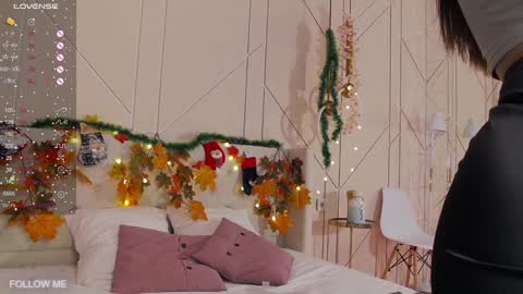 Lolly online show from January 9, 11:03 am