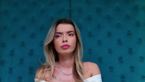 Snapshot of lollyshinex chatting on December 1, 7:19 pm Lolly. online show from December 1, 7:19 pm