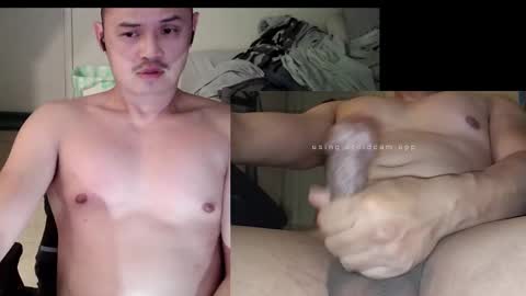 Snapshot of lolo6991 chatting on February 23, 9:11 am lolo6991 online show from February 23, 9:11 am