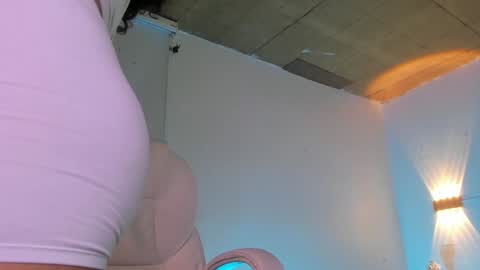 loly_marce online show from January 8, 3:39 pm