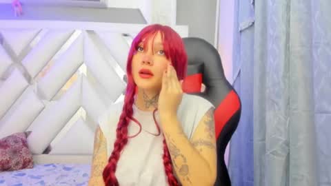 lolydolly_ online show from January 8, 3:53 am