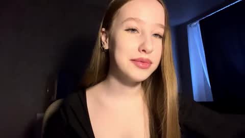 Snapshot of lomahakkila chatting on February 18, 9:16 am Nicolina online show from February 18, 9:16 am