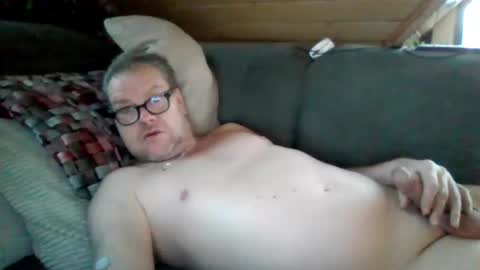 lomax01 online show from December 1, 7:02 am