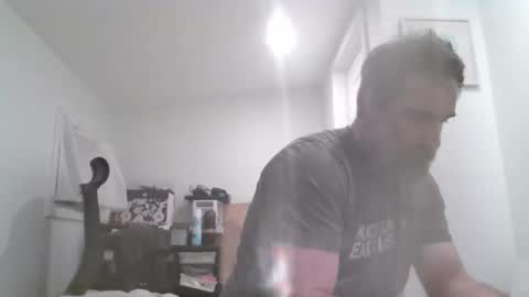 THE SEXIEST MAN ALIVE online show from May 10, 2:50 am