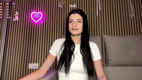 Tina online show from July 9, 6:12 pm