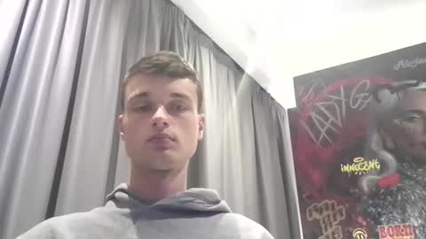 london_tomy online show from December 4, 7:22 pm