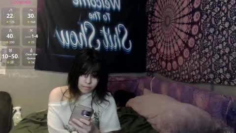 Snapshot of londonray chatting on October 2, 5:58 am londonray online show from October 2, 5:58 am