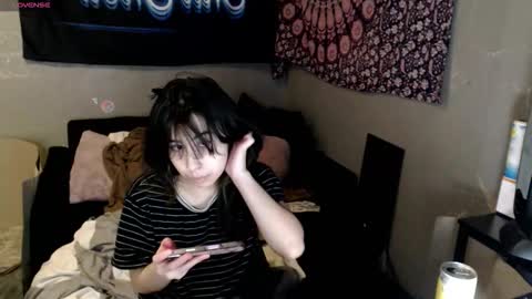 Snapshot of londonray chatting on October 23, 3:17 am londonray online show from October 23, 3:17 am