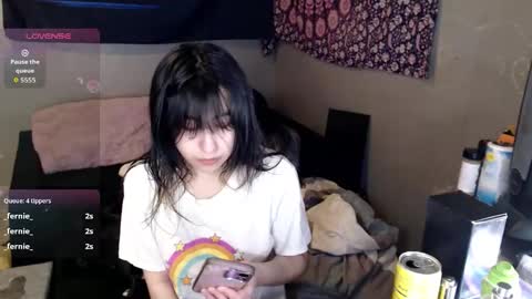 Snapshot of londonray chatting on November 17, 6:19 am londonray online show from November 17, 6:19 am