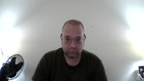 Lonely Man online show from May 26, 9:27 am