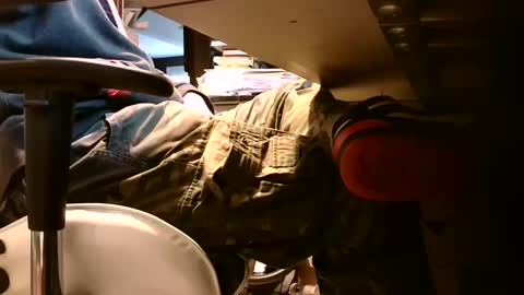 Snapshot of lonelypumabreizh chatting on January 1, 9:39 am Pumabreizh online show from January 1, 9:39 am