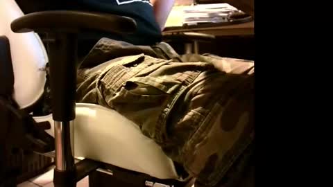 Snapshot of lonelypumabreizh chatting on September 24, 4:49 am Pumabreizh online show from September 24, 4:49 am
