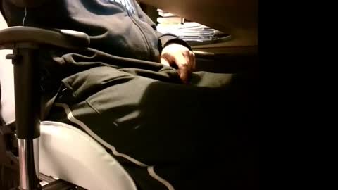 Snapshot of lonelypumabreizh chatting on October 12, 5:17 am Pumabreizh online show from October 12, 5:17 am