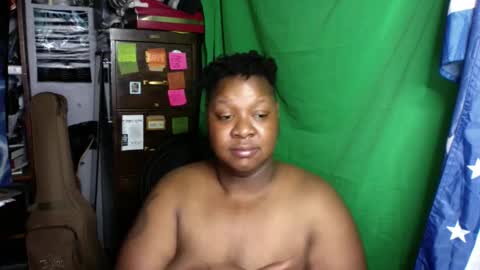 Snapshot of lonewolflux chatting on November 17, 6:30 am lonewolflux online show from November 17, 6:30 am