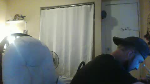 Snapshot of longblondenothard chatting on November 27, 11:51 pm longblondenothard online show from November 27, 11:51 pm