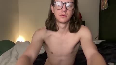 longdickelijah online show from March 28, 9:53 am