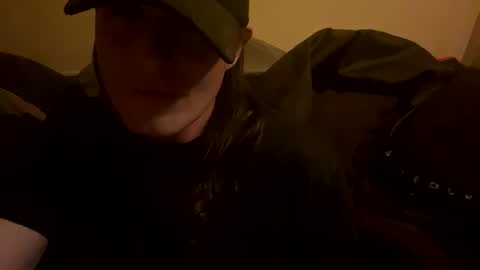 Snapshot of longhotlegs chatting on October 10, 1:21 pm Nobody online show from October 10, 1:21 pm