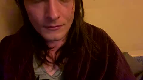 Snapshot of longhotlegs chatting on October 25, 11:40 am Nobody online show from October 25, 11:40 am