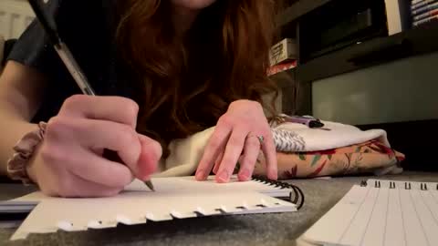 Snapshot of longlabiaslut chatting on March 3, 5:24 am longlabiaslut online show from March 3, 5:24 am